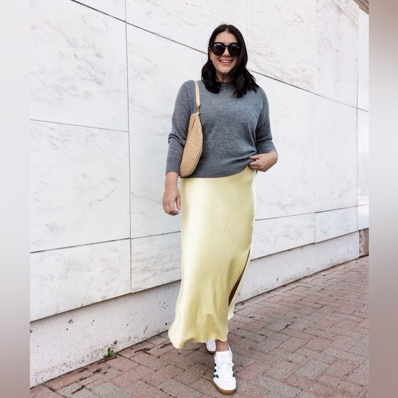 Madewell satin skirt - Picture 2 of 4